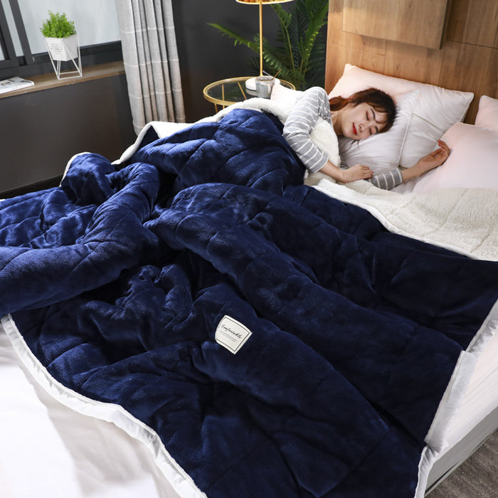 Plovena Thick three-layer fleece blanket with sherpa back