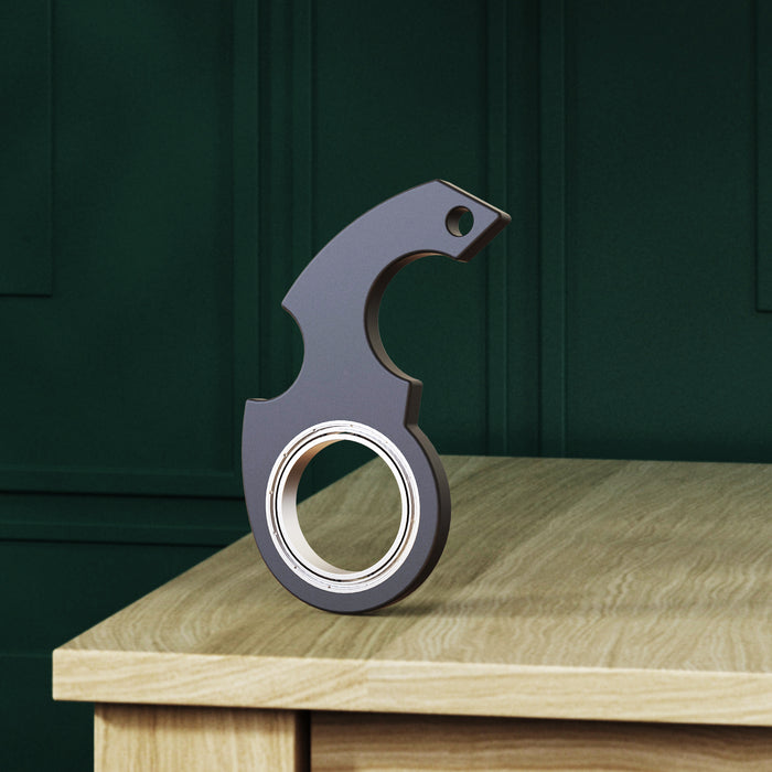 Plovena Fidget spinner keyring with bottle opener