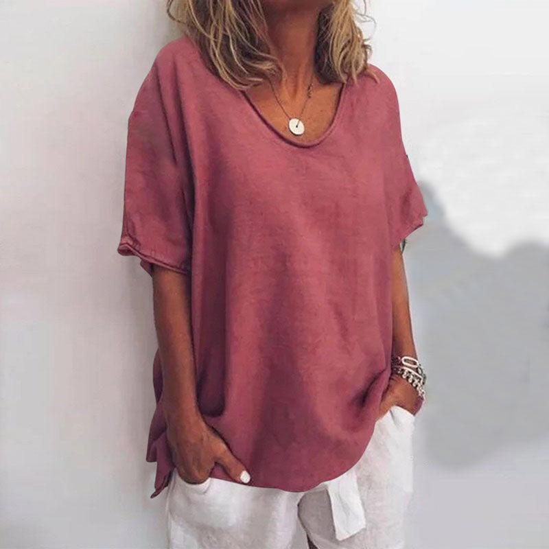 Breathable women’s crew neck shirt – classic design, soft fabric, for everyday wear