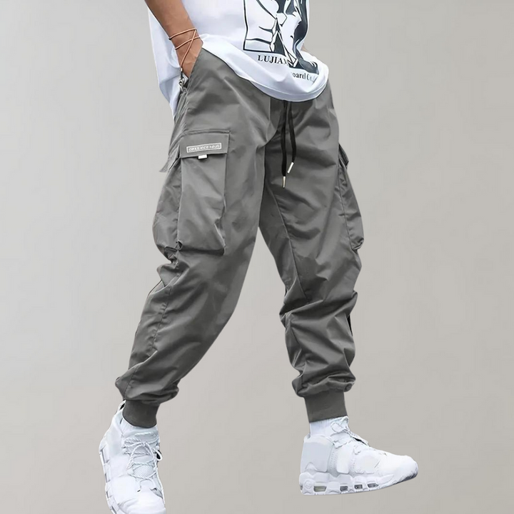 Relaxed Fit Black Cargo Trousers for Men, Breathable and Flexible Casual Trousers with Functional Pockets