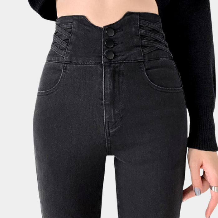 High-Waisted & Fitted women’s jeans – classic design, durable fabric, for everyday wear