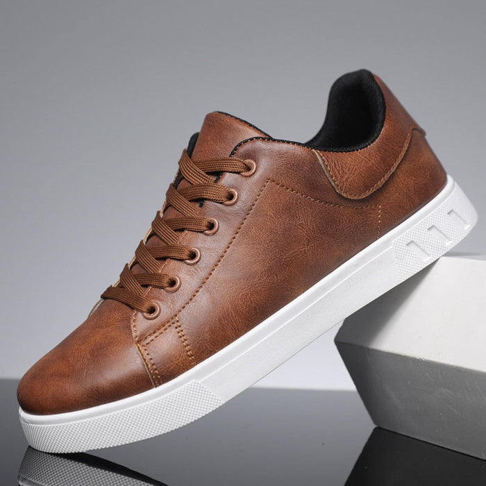 Stylish Men's Leather Trainers in Brown and Black for Everyday Comfort and Durability