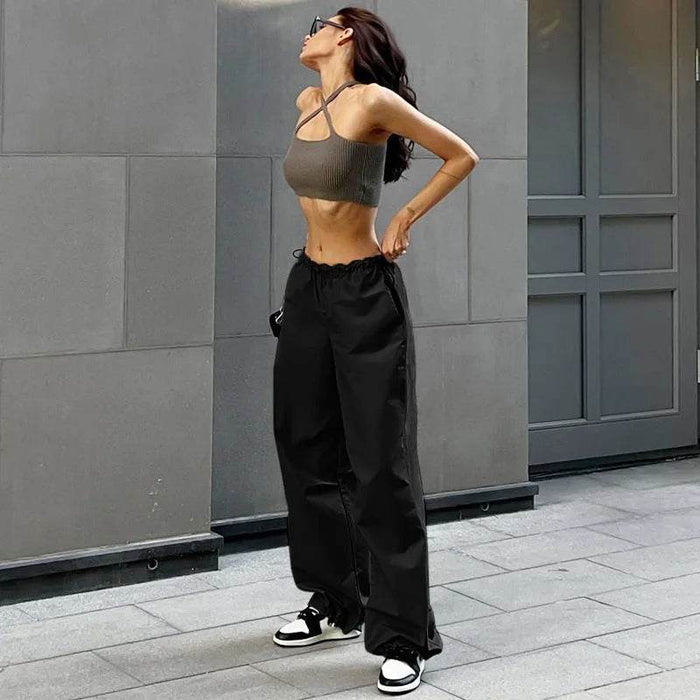 Black Parachute Trousers with Adjustable Waist, Multiple Pockets, Lightweight Fabric for Casual and Urban Style