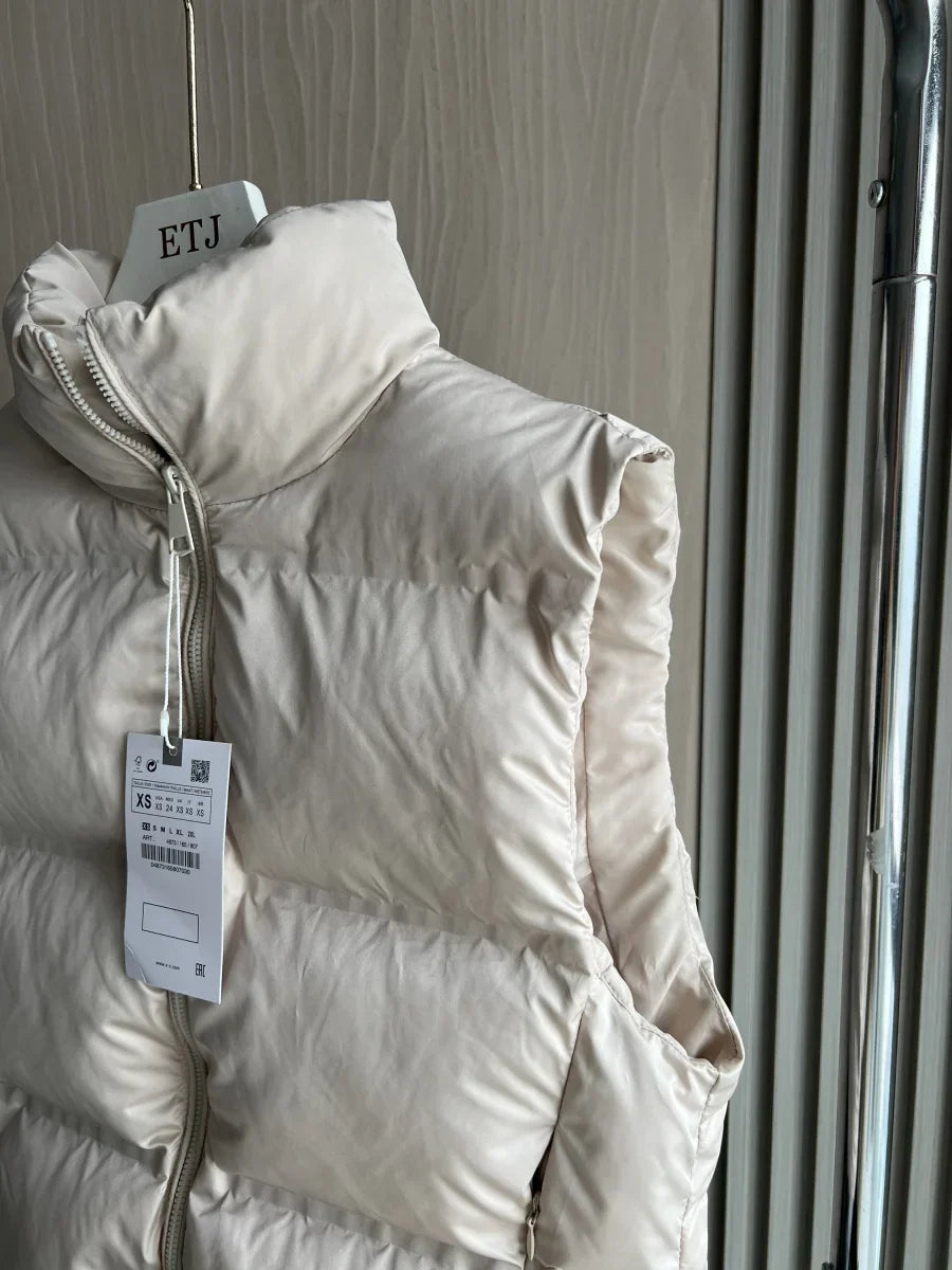 Insulating Women’s Puffer Vest - Oversized Quilted Cotton