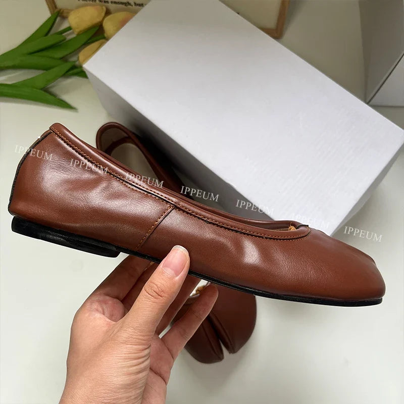 Lightweight Womens Split Toe Ballet Flats - Mary Jane, PU