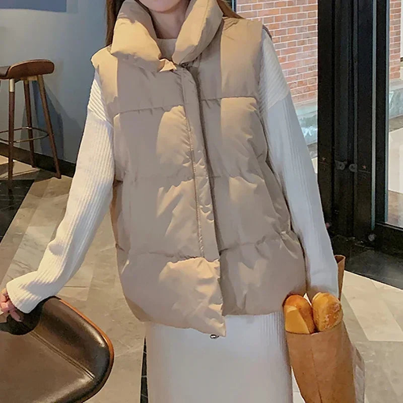 Insulating Women Puffer Vest - Quilted Polyester Winter