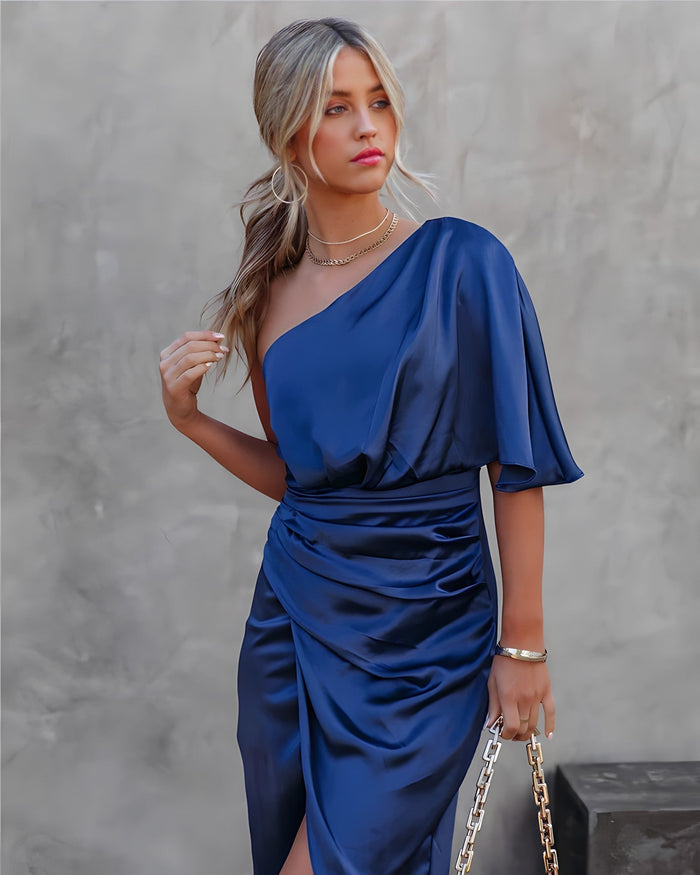 Elegant One-Shoulder Women's Dress - Asymmetrical Black Cocktail Dress for Formal Events and Casual Outings