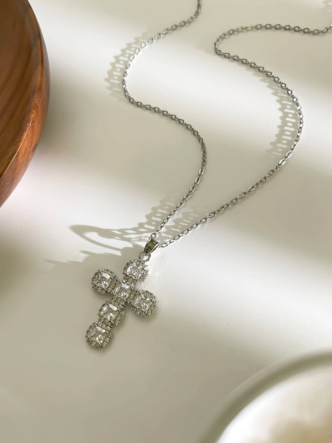 Cross Pendant Necklace Gold Tone - Cubic Zirconia jewellery, Stainless Steel Chain, Fall 2026 Gift Idea