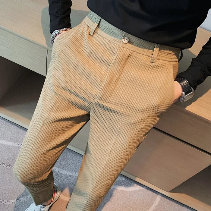 Elegant Plaid Men's Trousers, Breathable Fabric, Straight Cut Design for Office and Casual Wear