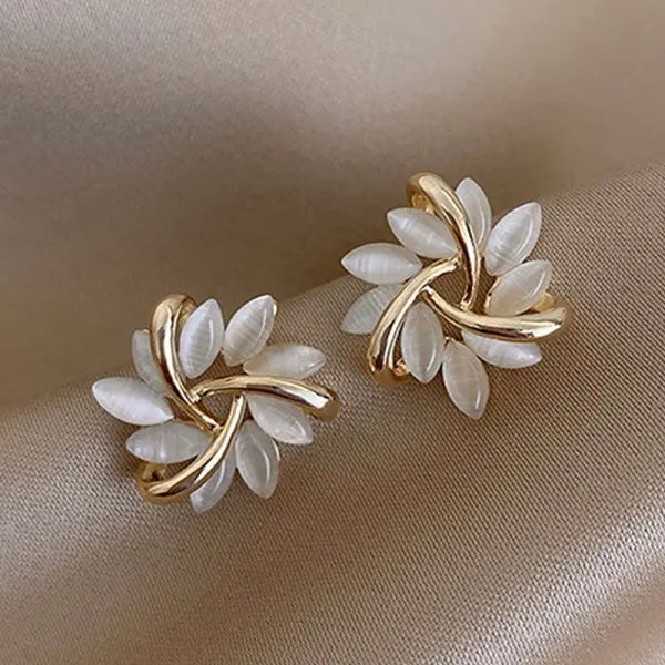 Crystal Flower Earrings Pearl Drop Gold Tone – Korean Style Party jewellery, Fall 2026 Gift Idea