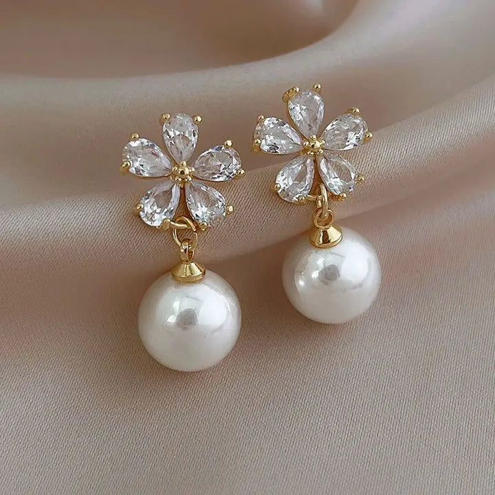 Crystal Flower Earrings Pearl Drop Gold Tone – Korean Style Party jewellery, Fall 2026 Gift Idea