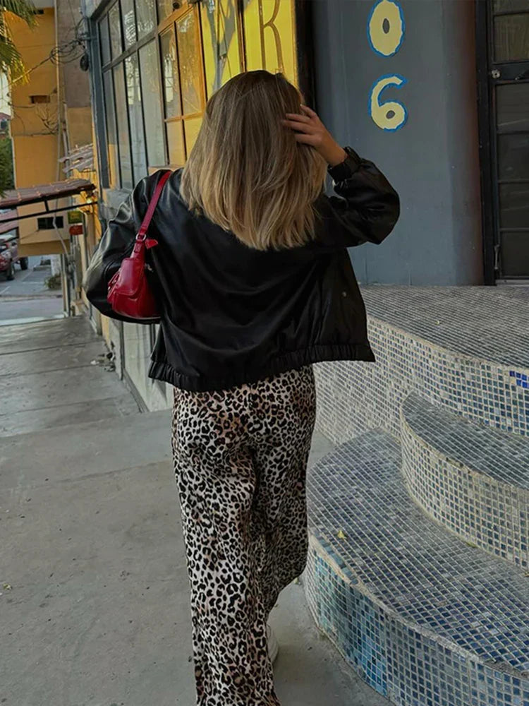 Wide Leg Leopard Print Trousers for Women, High Waist Comfortable Trousers for Casual and Chic Occasions