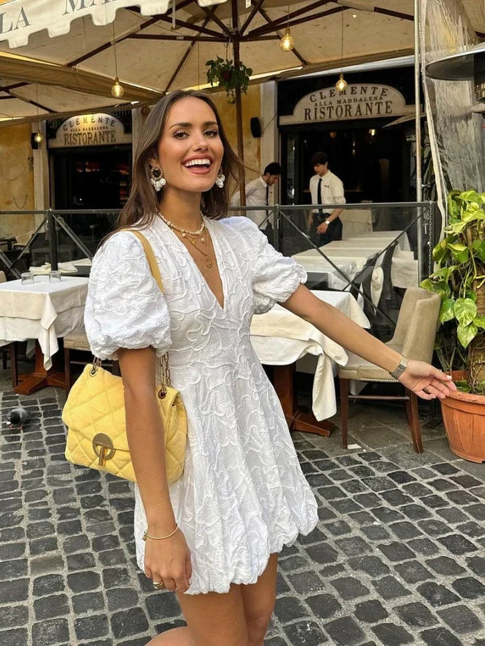 Elegant White Dress with Exquisite Detailing for Women's Cocktail and Formal Occasions