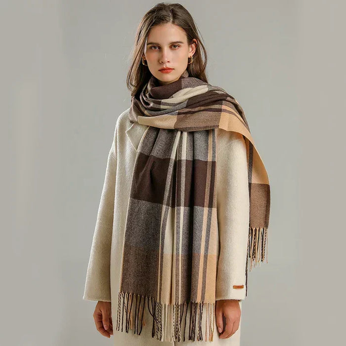 Oversized Women’s Check Scarf - Soft Wool, Fringed Winter